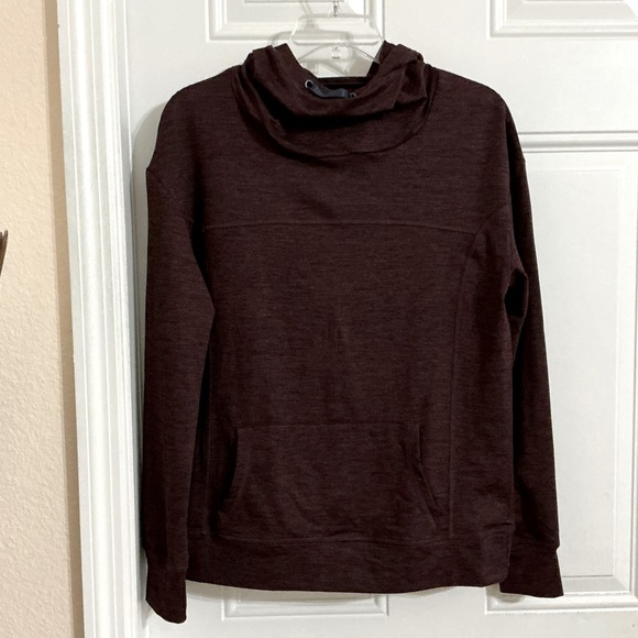 Crane Women’s Athletic Pullover Hoodie Burgundy Thumbholes Pocket Size M - Picture 1 of 6
